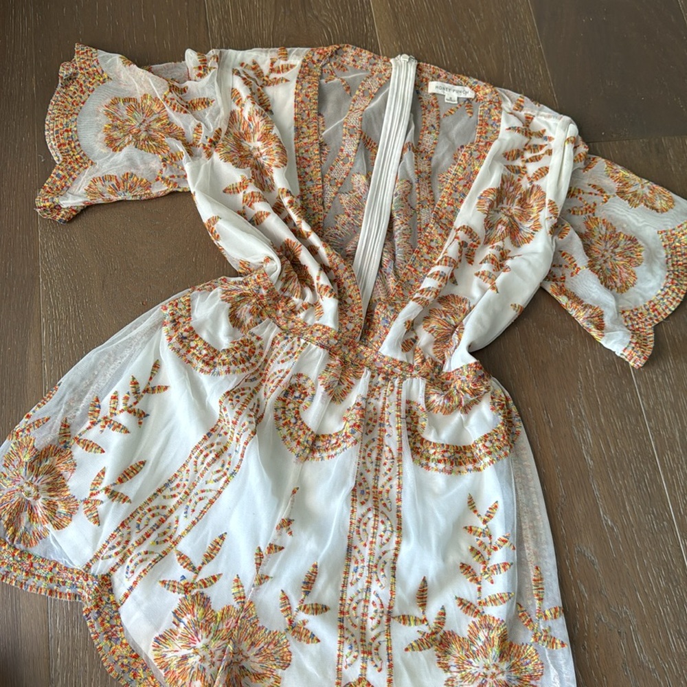 Honey punch from LF Romper, embroidered sz S